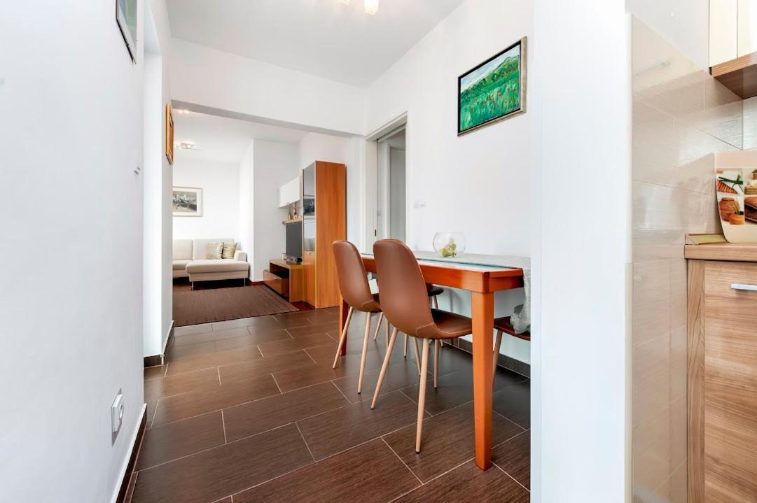 Apartment Anerol 로비니 외부 사진