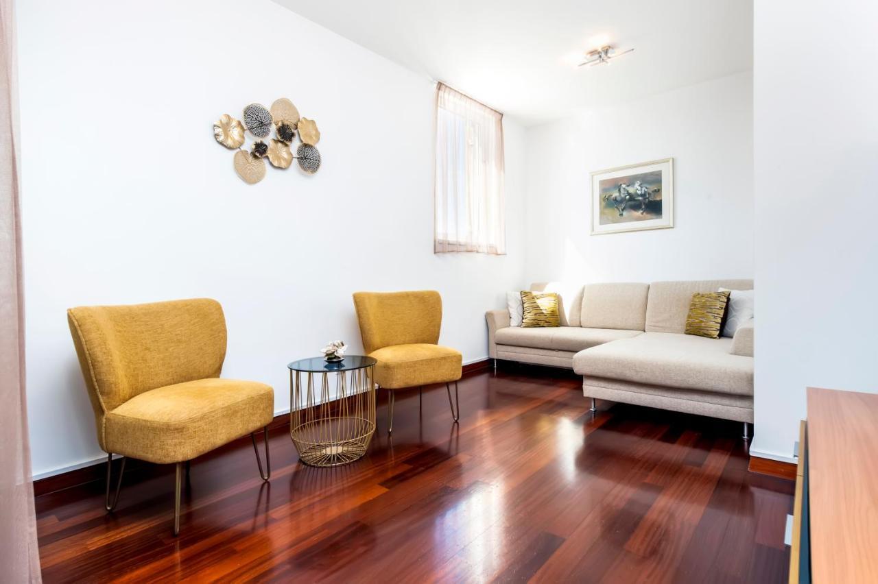 Apartment Anerol 로비니 외부 사진